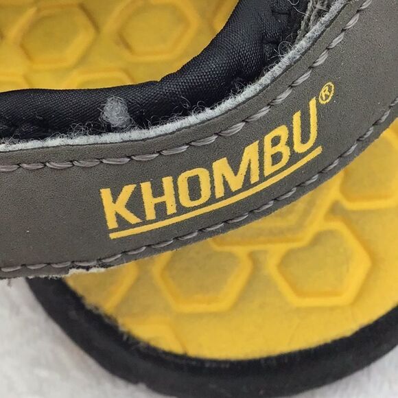 Khombu “Kyle” Gray Bungee Top Sandals - Picture 10 of 12